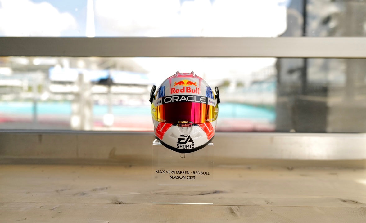 Max Verstappen - Season Helmet 2023
