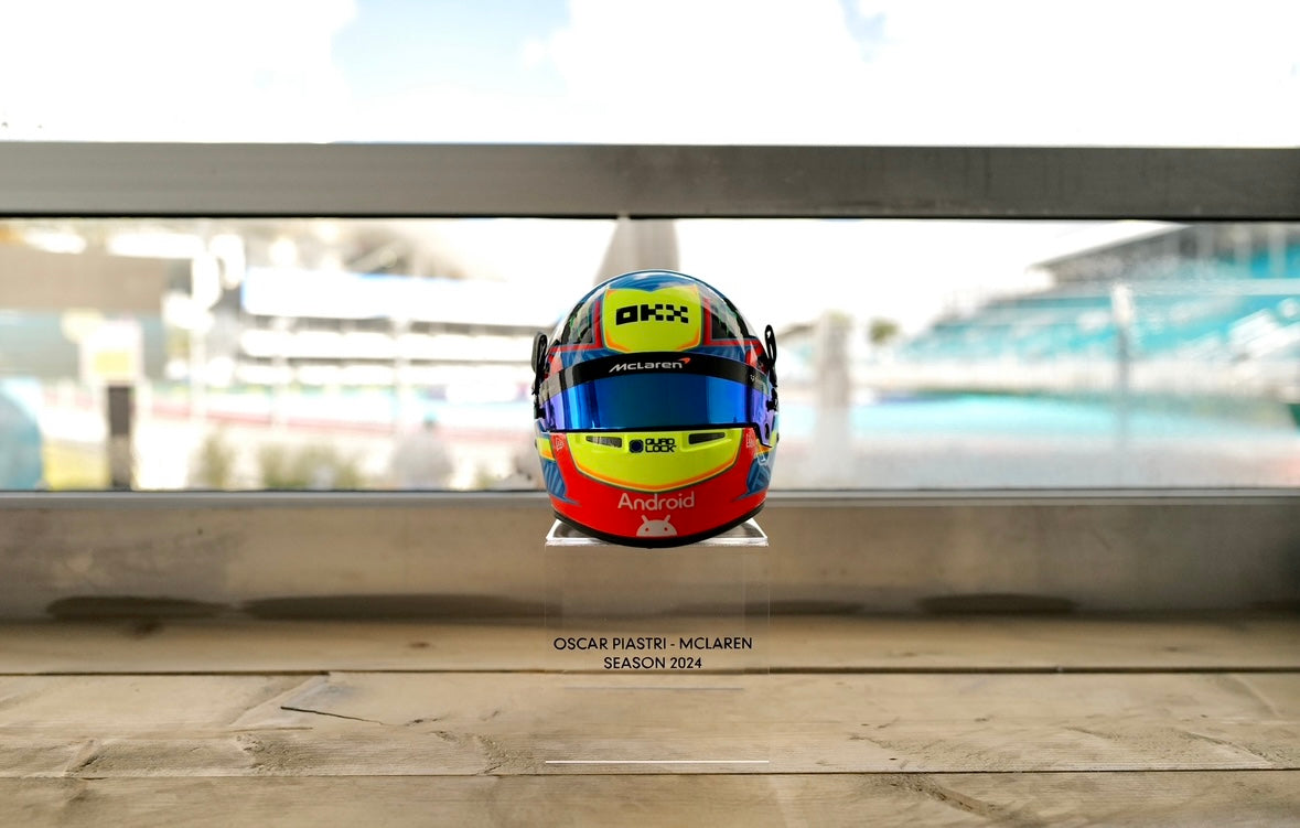 Oscar Piastri - season helmet 2024