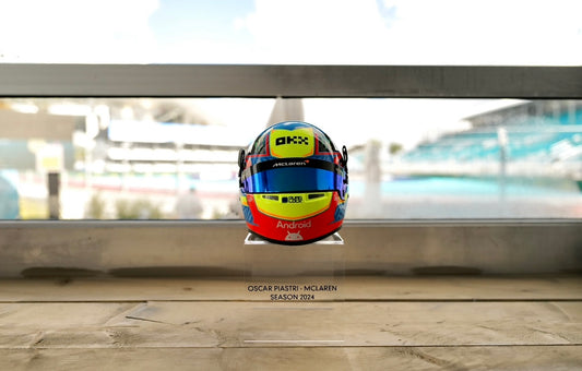 Oscar Piastri - season helmet 2024